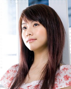 Stephy Tang