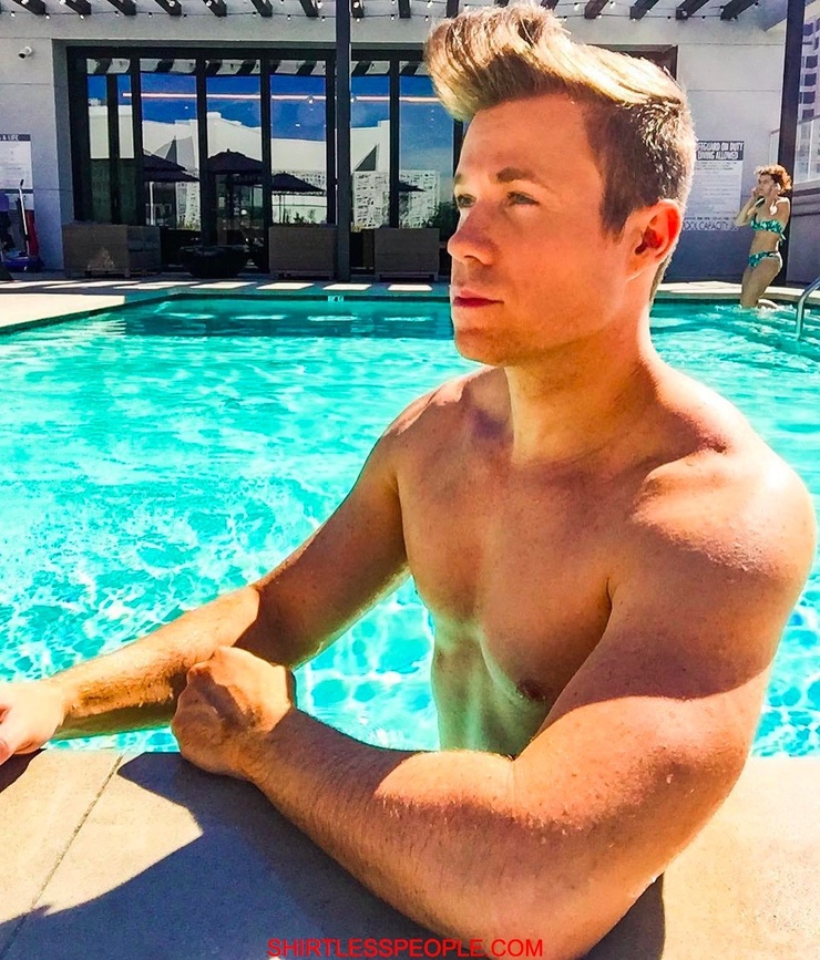 Ashley Parker Angel image