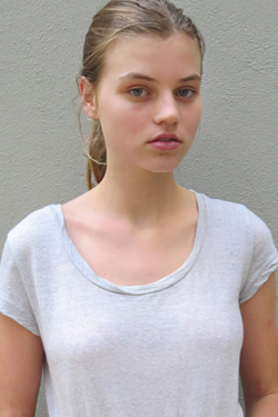 Lottie Aaron