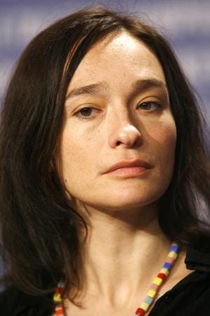 Elina Löwensohn