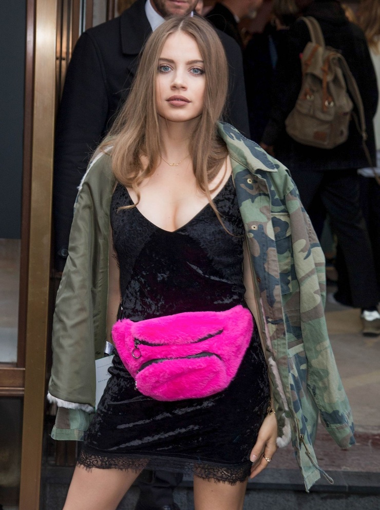 Xenia Tchoumitcheva Xenia Tchoumitcheva