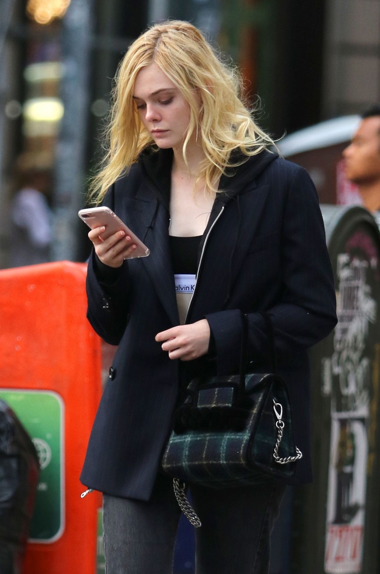 Elle Fanning