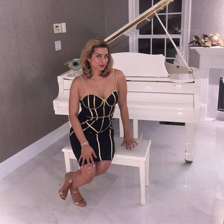 Robyn Dixon Robyn Dixon