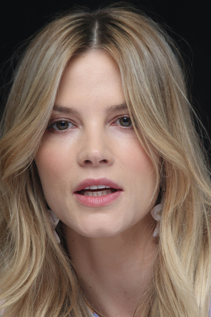 Sylvia Hoeks