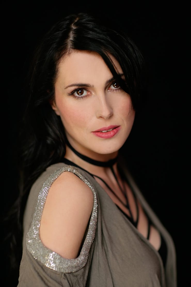 Sharon den Adel