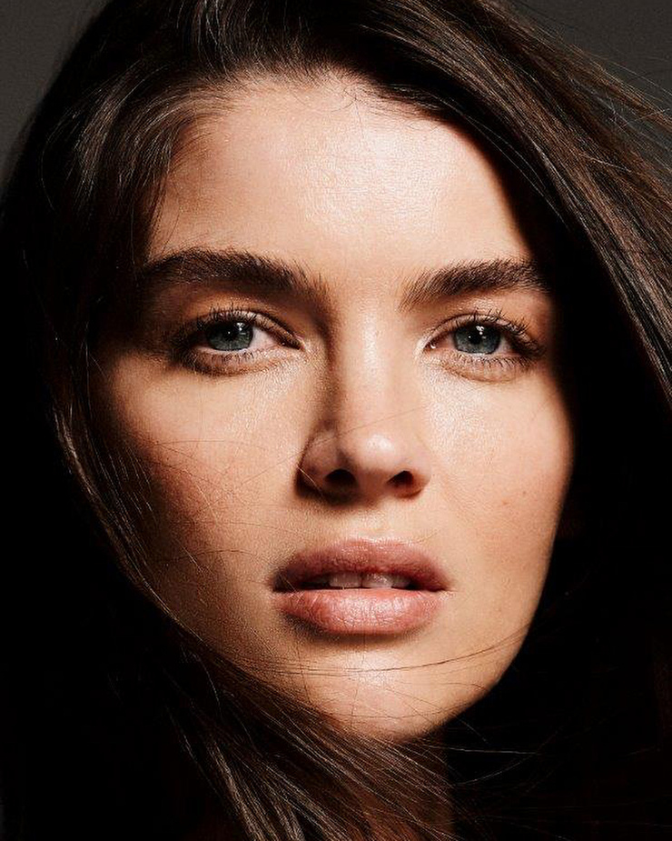 Natasha Barnard Natasha Barnard