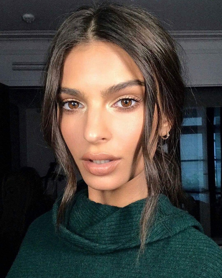 Emily Ratajkowski
