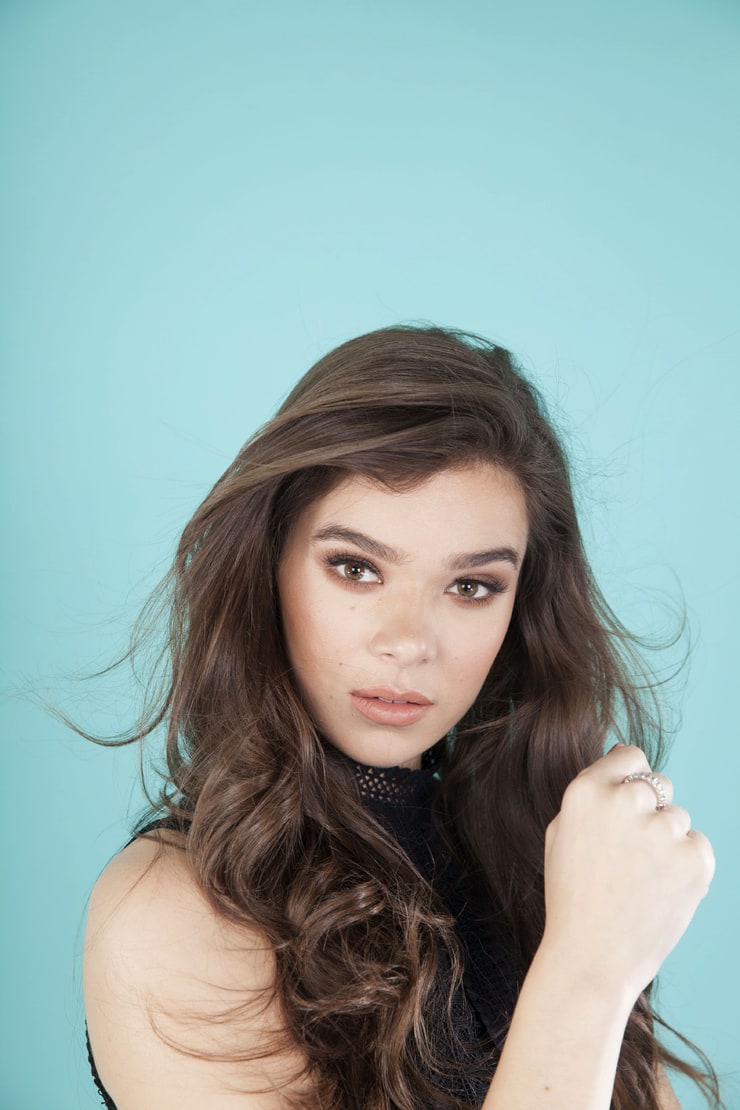 Hailee Steinfeld