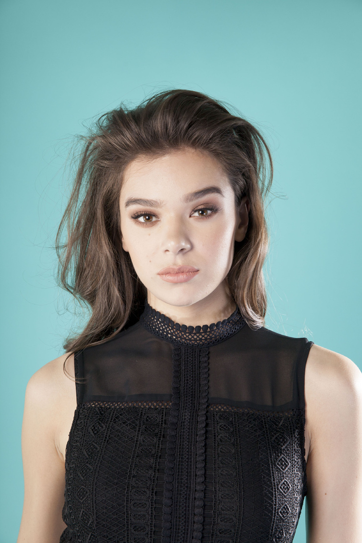Hailee Steinfeld Hailee Steinfeld