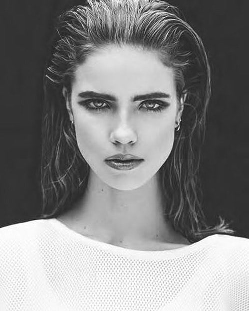 Emily Deyt Aysage Emily Deyt Aysage