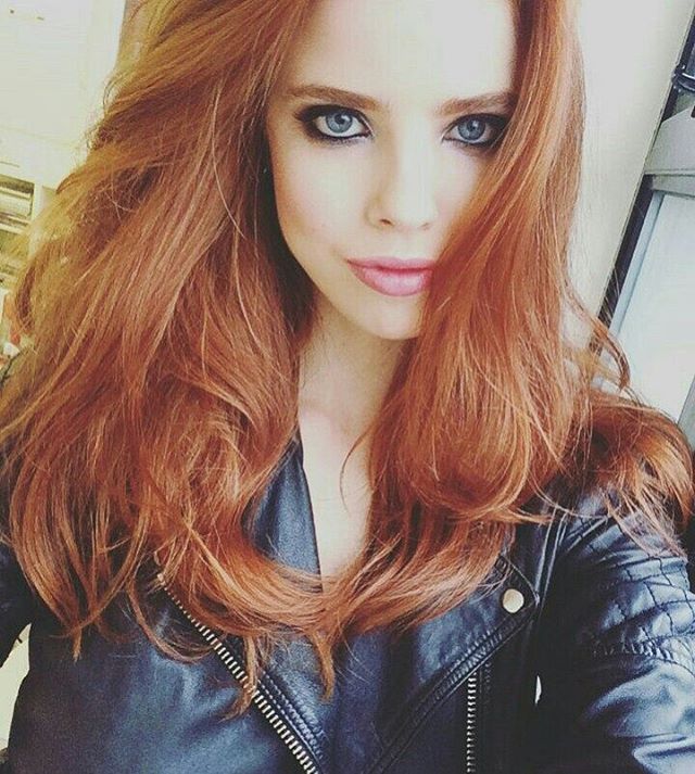 Emily Deyt Aysage Emily Deyt Aysage
