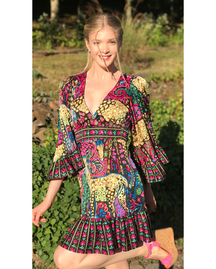 Elena Kampouris Elena Kampouris