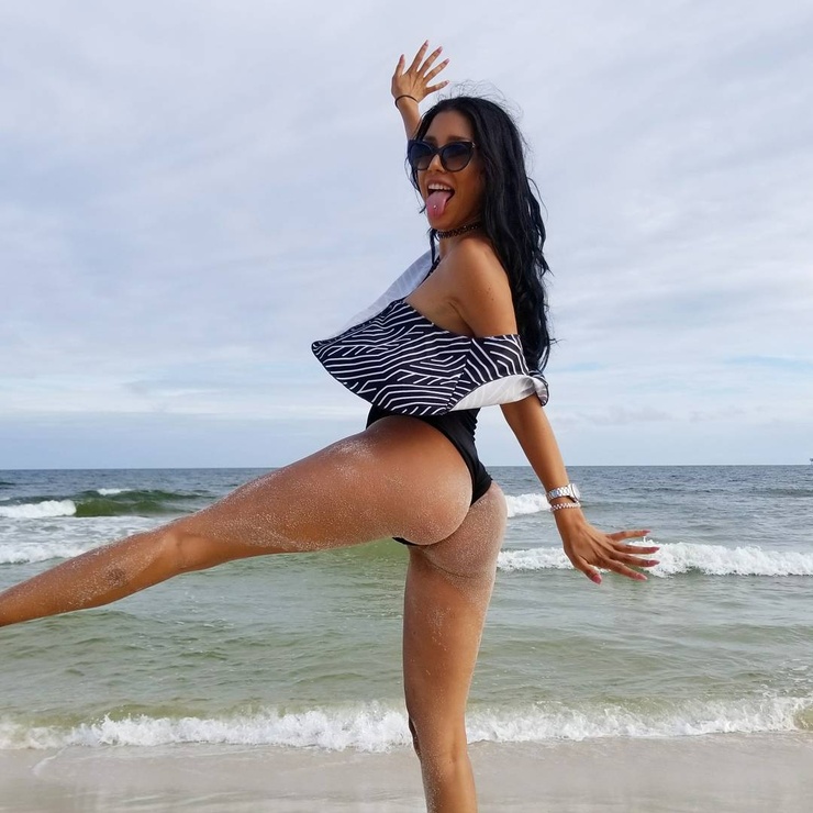 Lizzeth Acosta Lizzeth Acosta