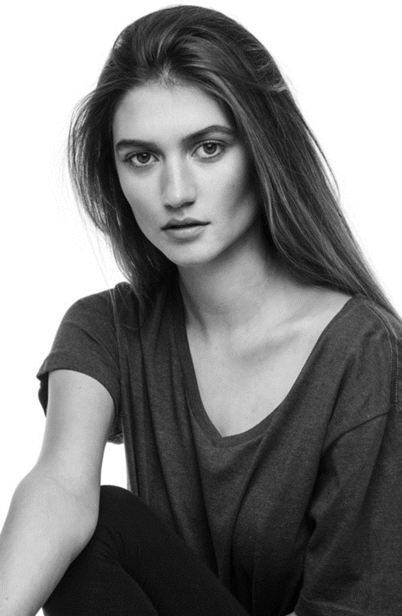 Elizabeth Elam Elizabeth Elam