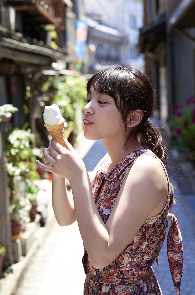Sayaka Tomaru Sayaka Tomaru