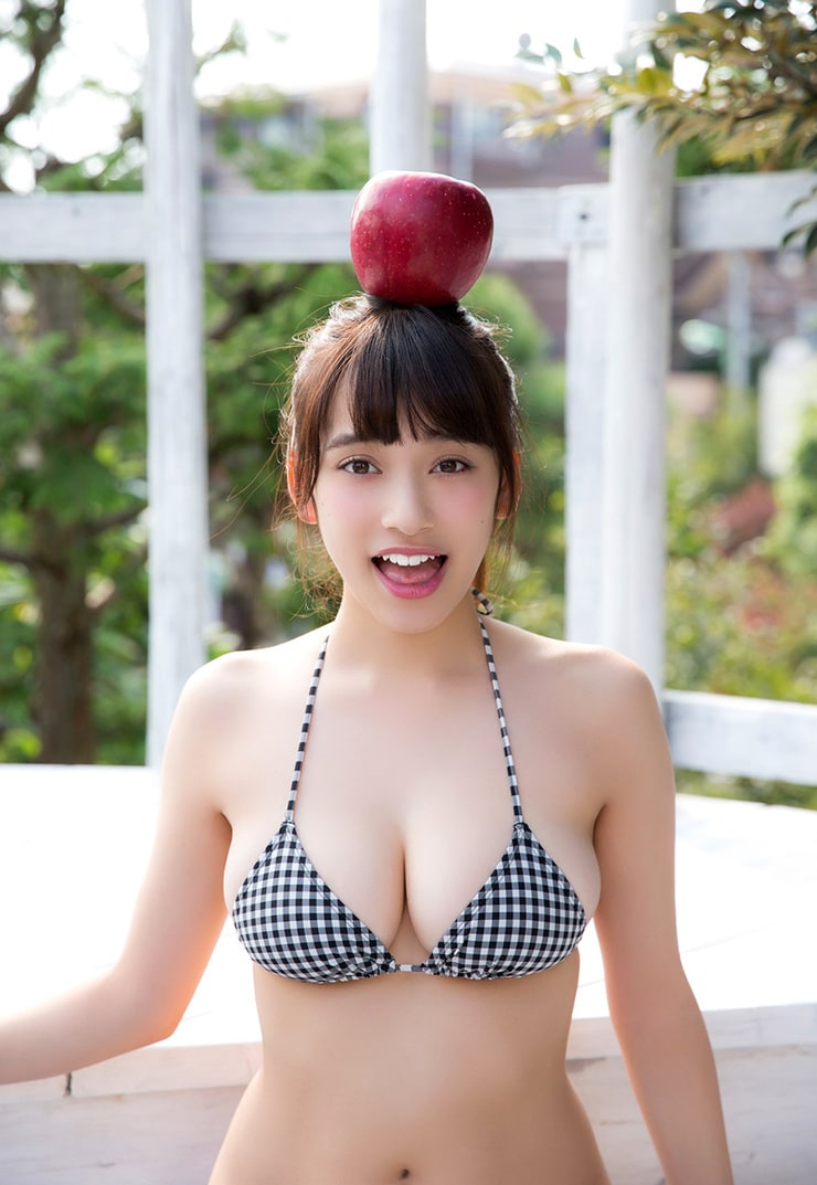 Sayaka Tomaru Sayaka Tomaru