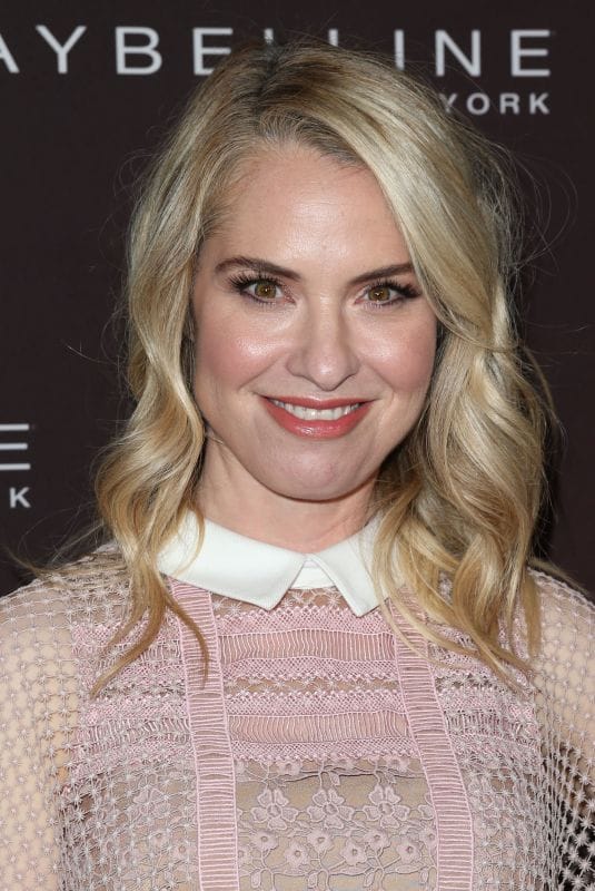 Leslie Grossman