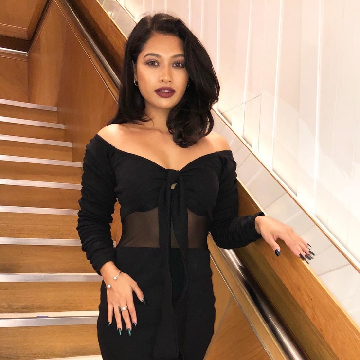 Vanessa White