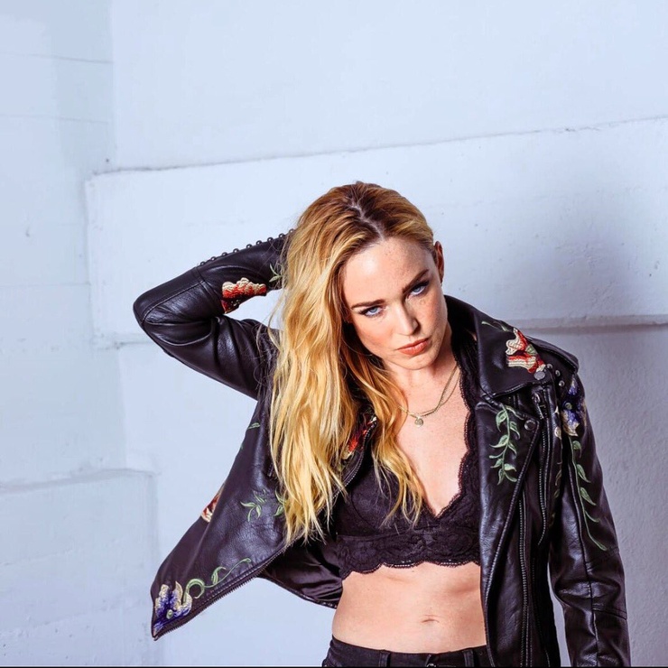 Caity Lotz Caity Lotz