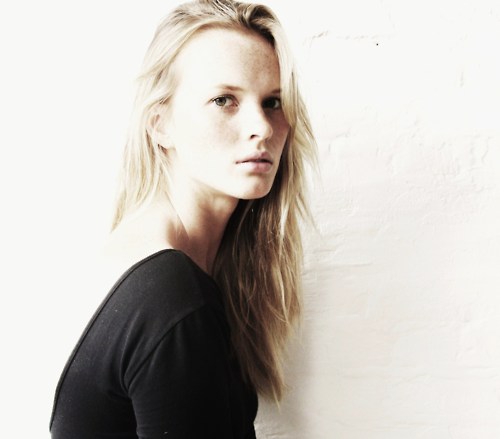 Anne Vyalitsyna Anne Vyalitsyna