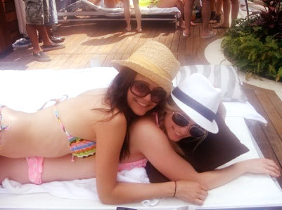 Nina Dobrev Nina Dobrev