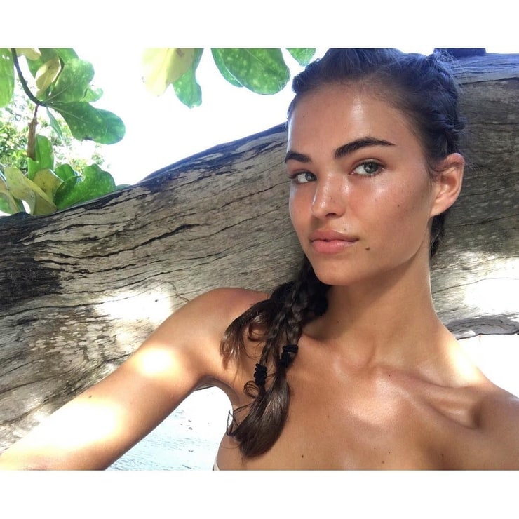 Robin Holzken Robin Holzken