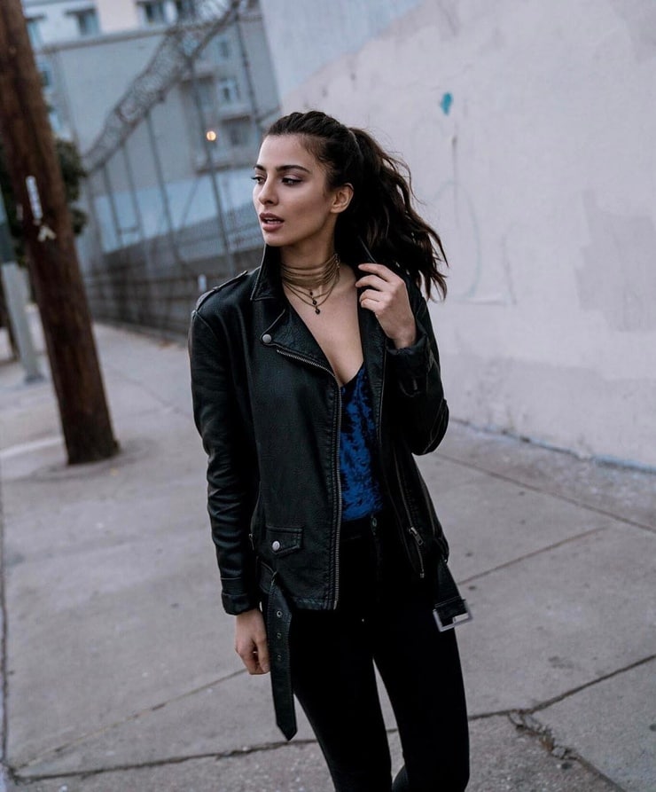 Maryam Zolghadr Maryam Zolghadr