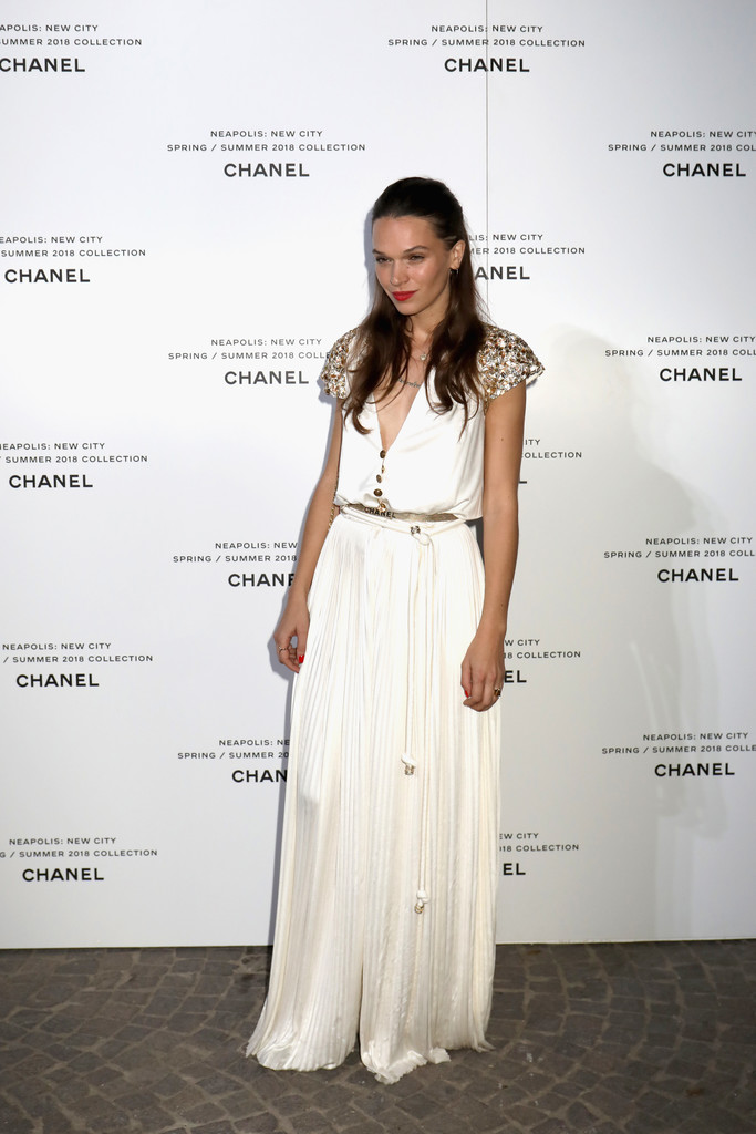 Anna Brewster Anna Brewster