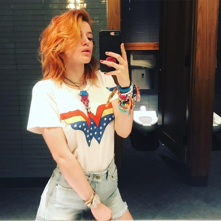 Bella Thorne