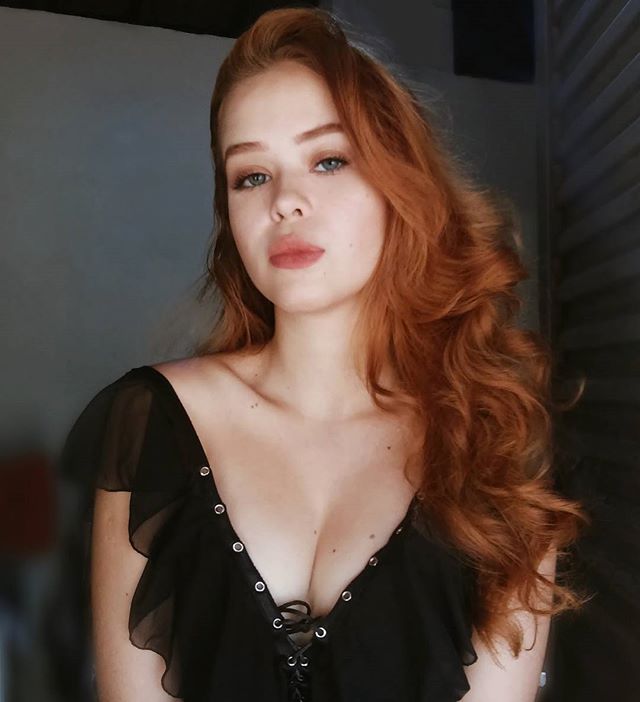 Rayna Lorena