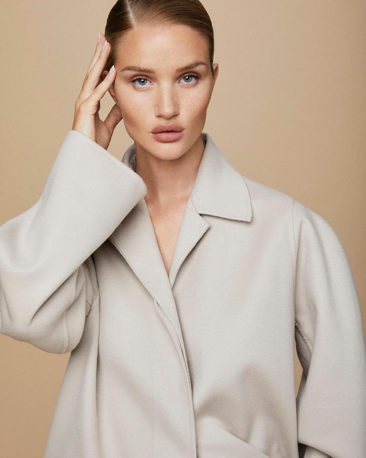 Rosie Huntington-Whiteley Rosie Huntington-Whiteley