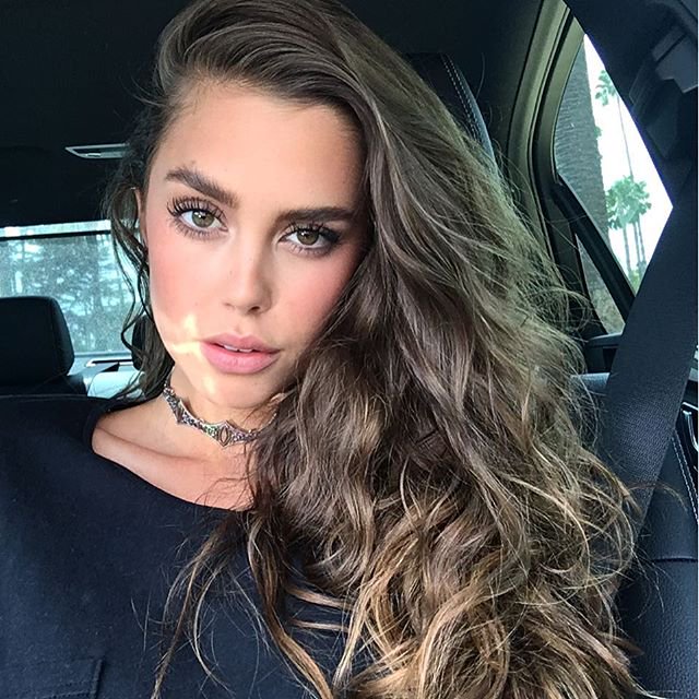 JESSICA BUCH JESSICA BUCH