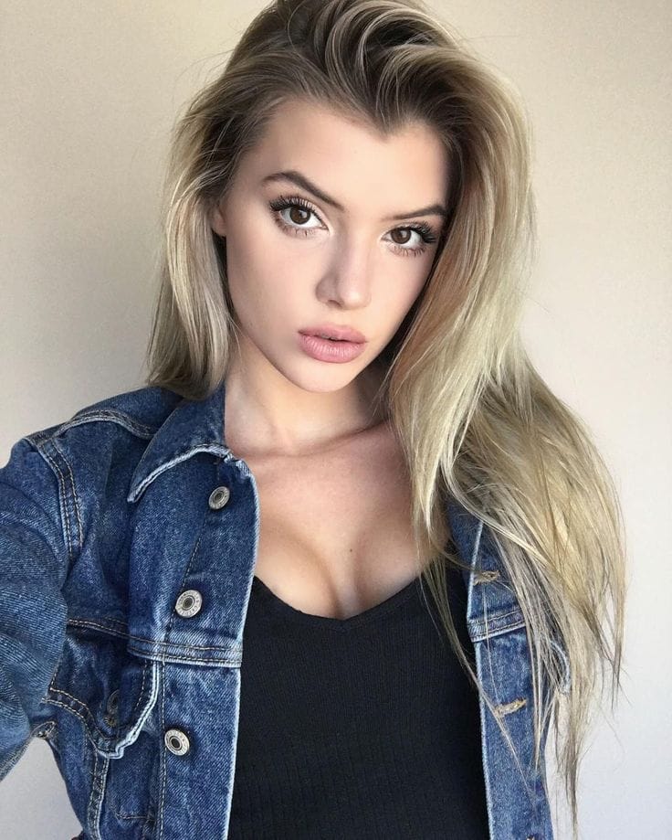 Alissa Violet