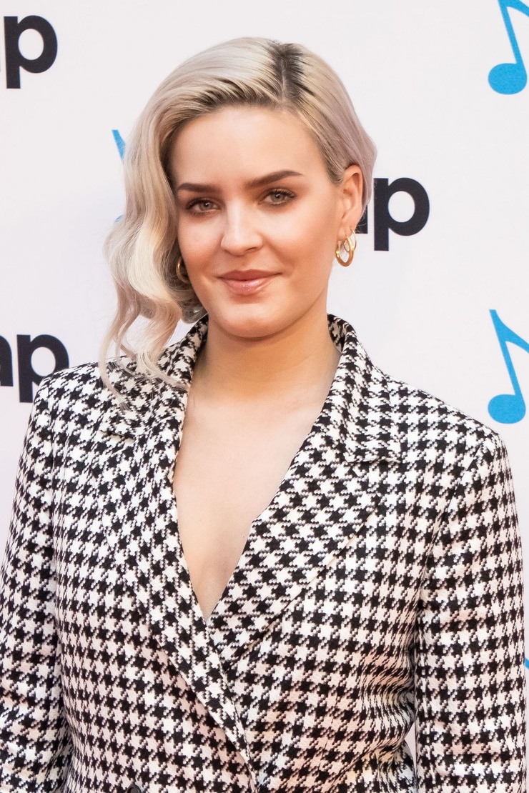 Anne-Marie