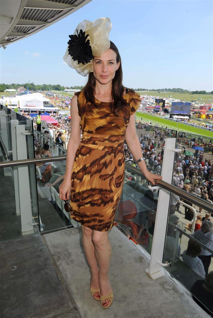 Claire Forlani Claire Forlani