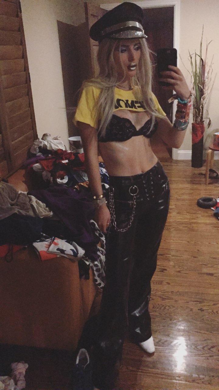 Bella Thorne