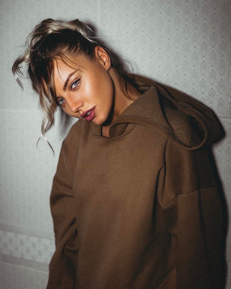 Alyona Poliakova Alyona Poliakova
