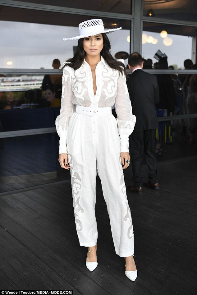 Jessica Gomes Jessica Gomes