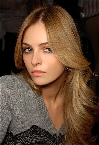 Valentina Zelyaeva Valentina Zelyaeva