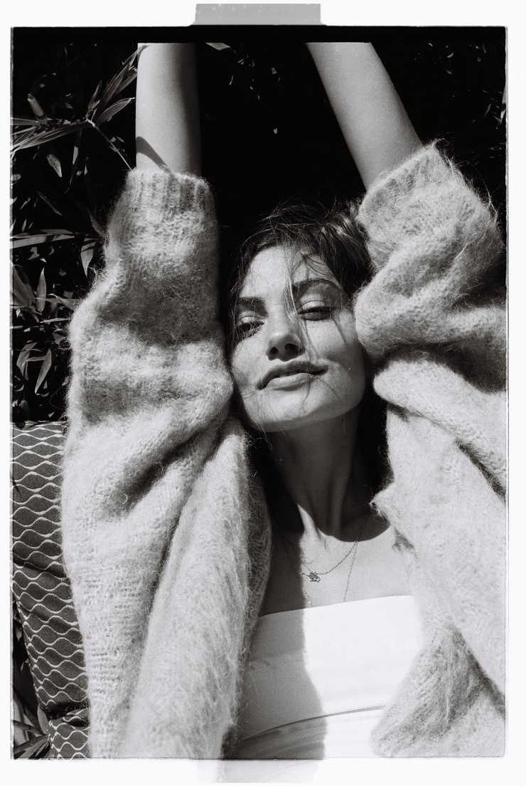 Phoebe Tonkin