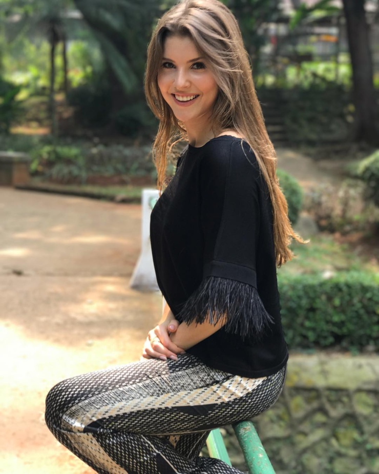 Amanda Cerny