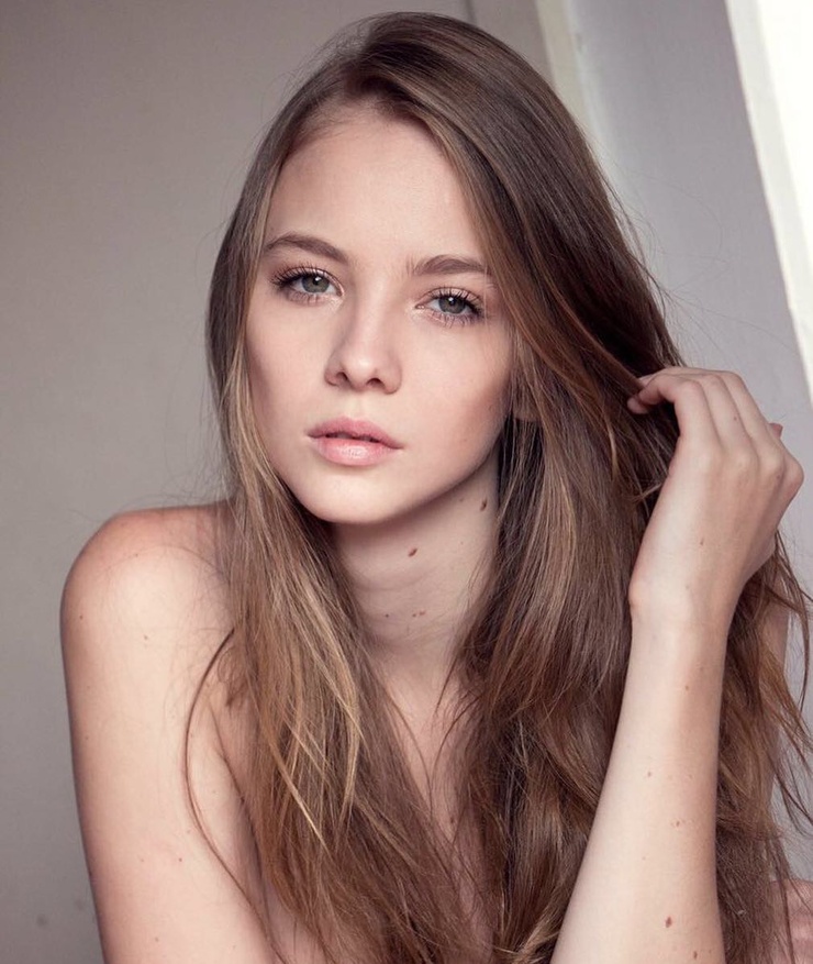 Elena Spyra Elena Spyra