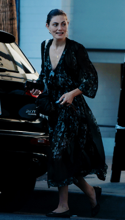 Phoebe Tonkin