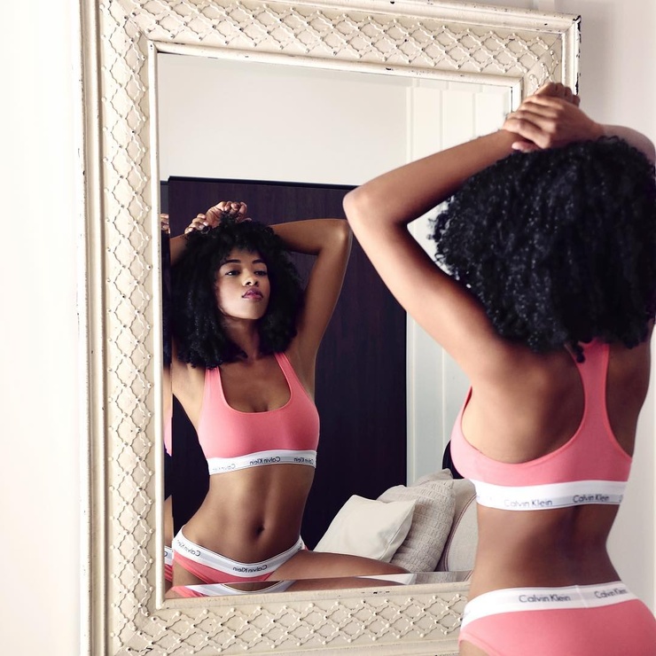 Joi Liaye
