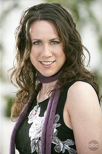 Miriam Shor