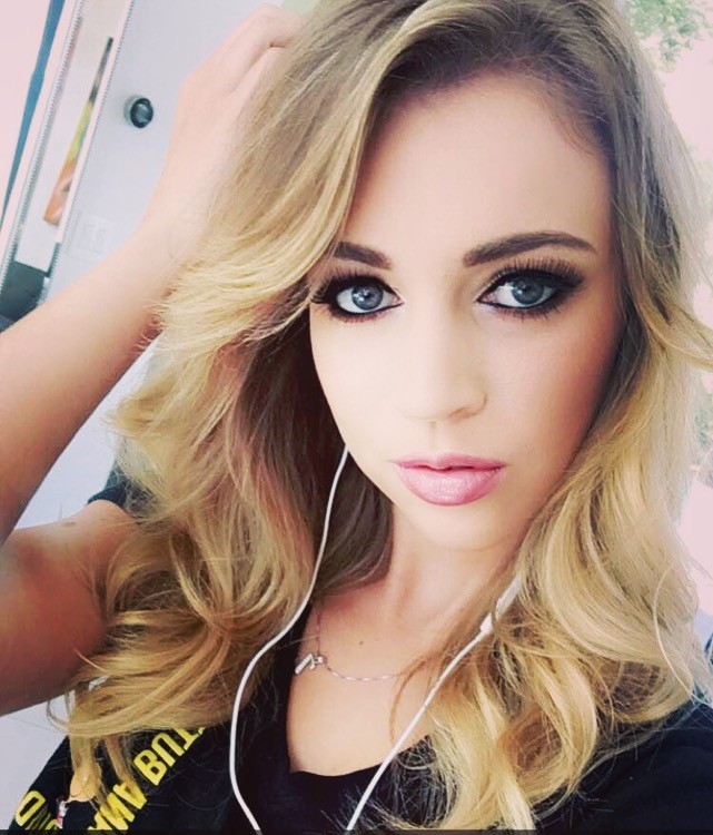 Zoeyy Taylor Zoeyy Taylor