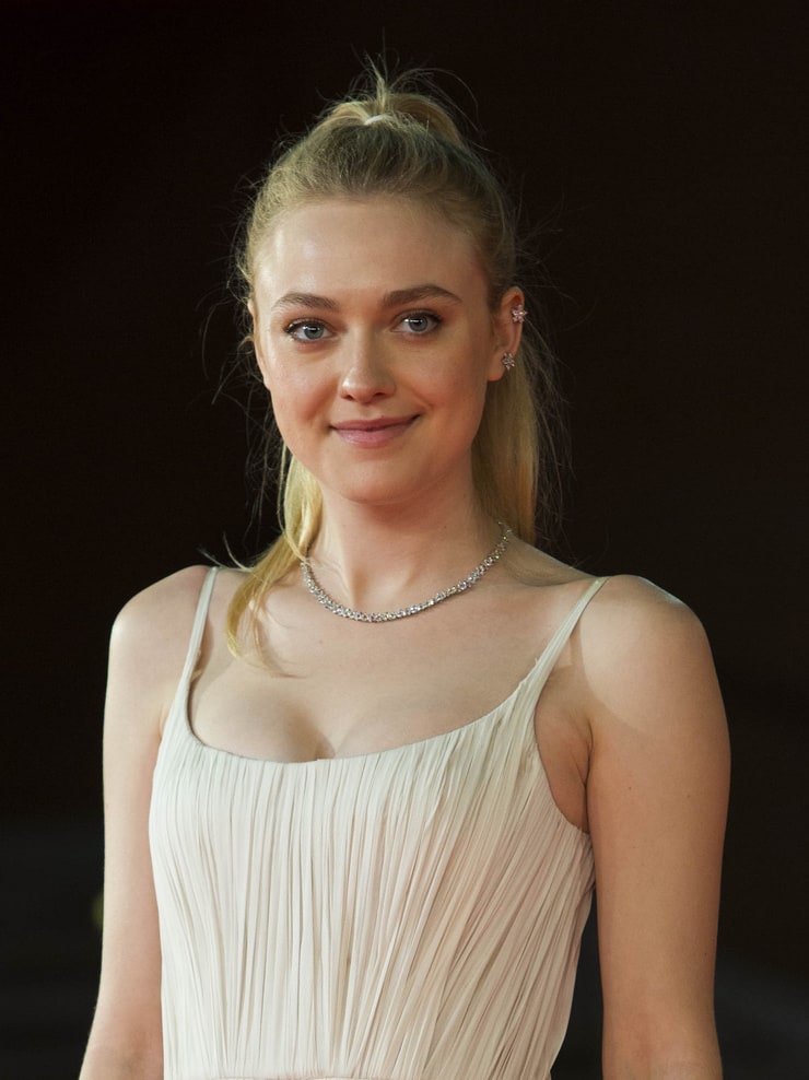 Dakota Fanning Dakota Fanning