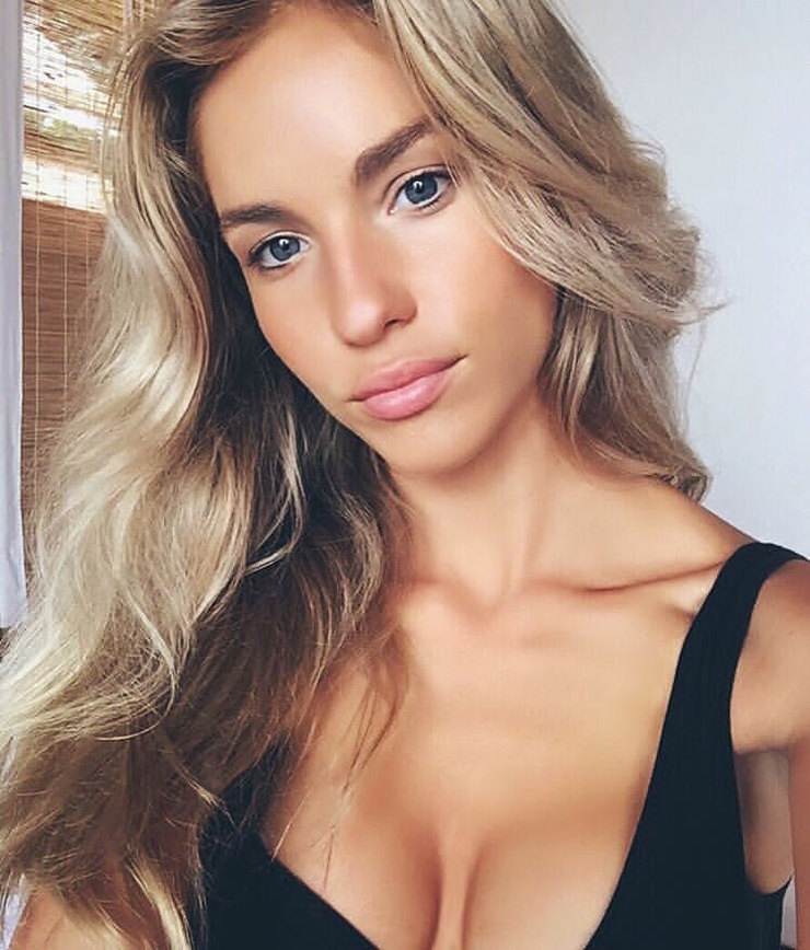 Amanda Strachan Amanda Strachan