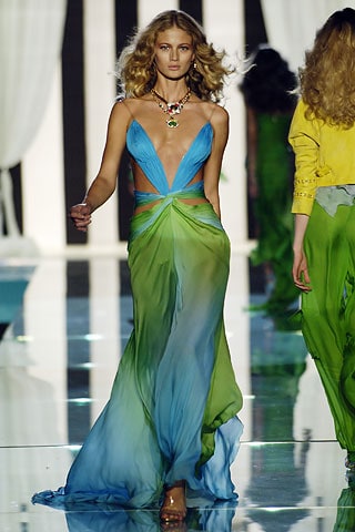 Valentina Zelyaeva Valentina Zelyaeva