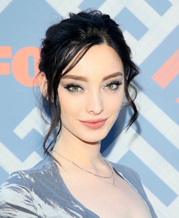 Emma Dumont Emma Dumont